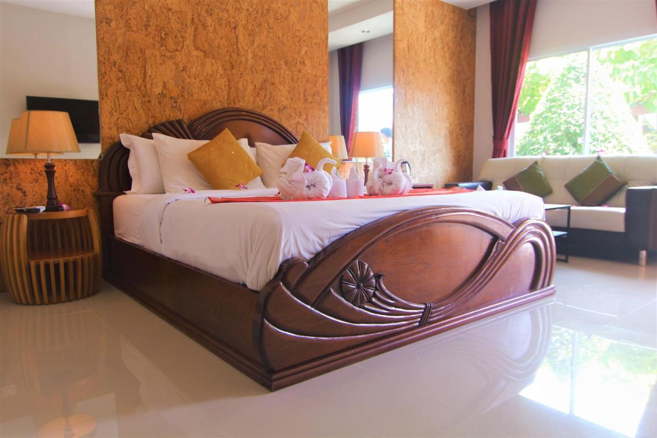 Bangrak Pier Samui Resort Екстериор снимка
