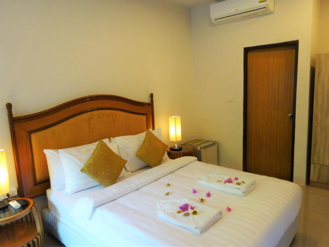 Bangrak Pier Samui Resort Екстериор снимка